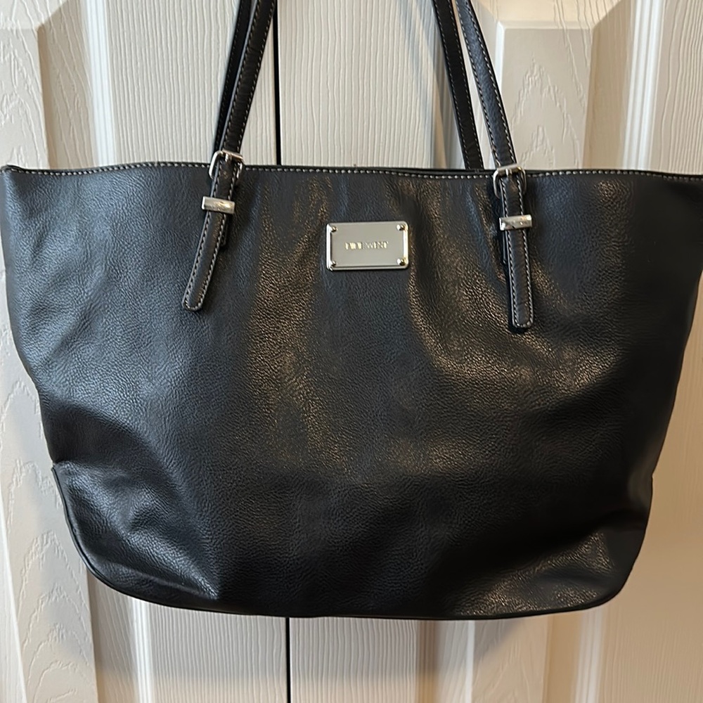 Nine West black purse